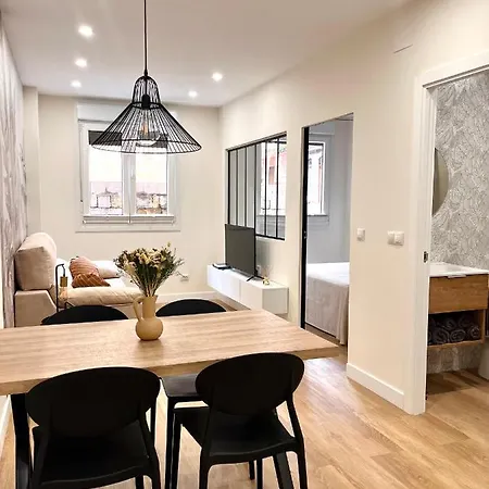 Kala Apartamentua Parking Gratuito Cercano 아파트 *