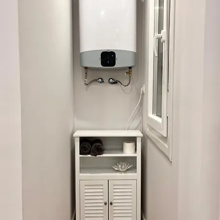 Appartamento Kala Parking Publico Cercano